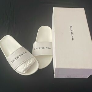 Brand New, Never Worn Authentic Balenciaga Pool Slides. Size 39.